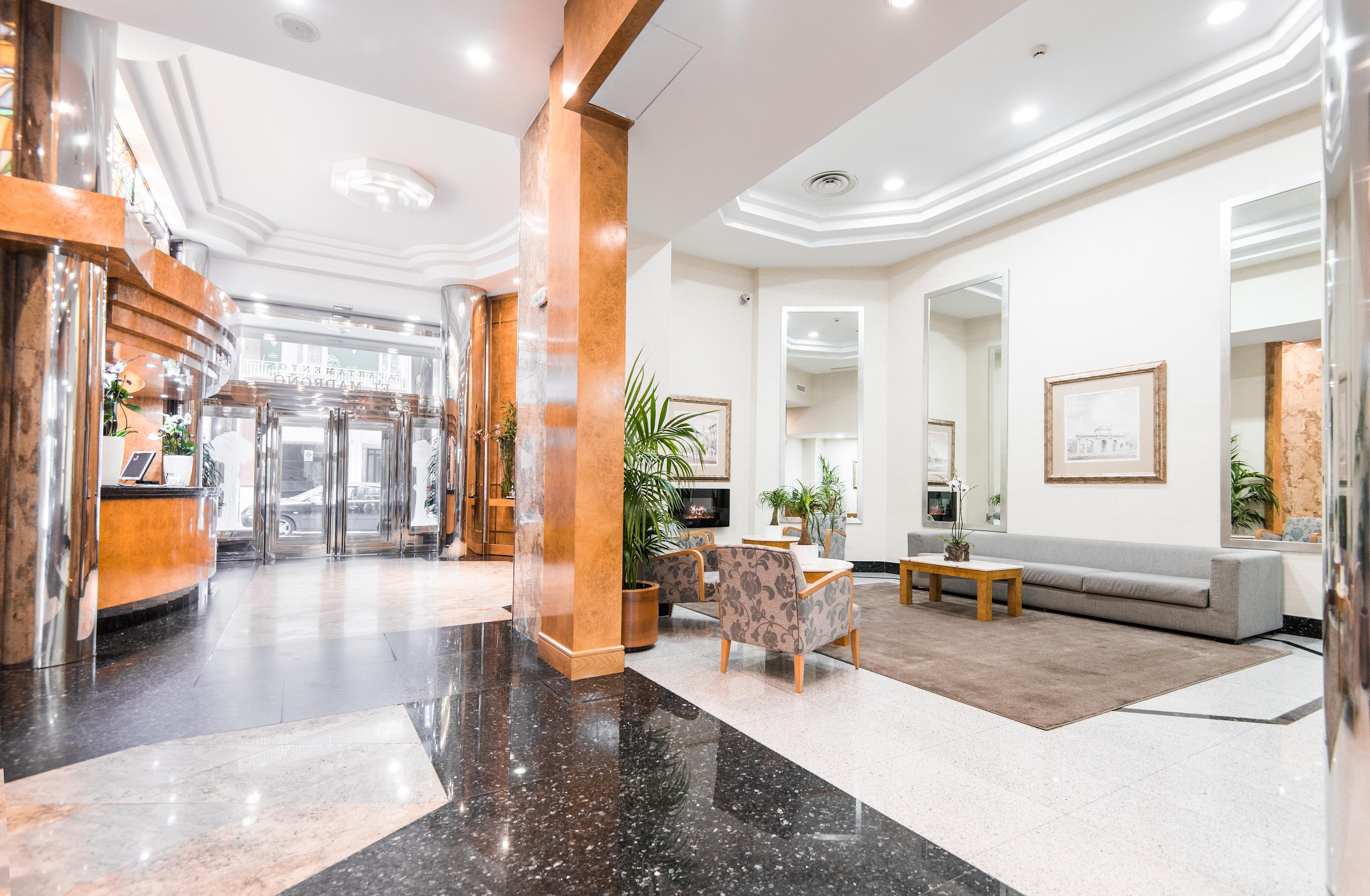 Vp Madrono Hotel Madrid Buitenkant foto