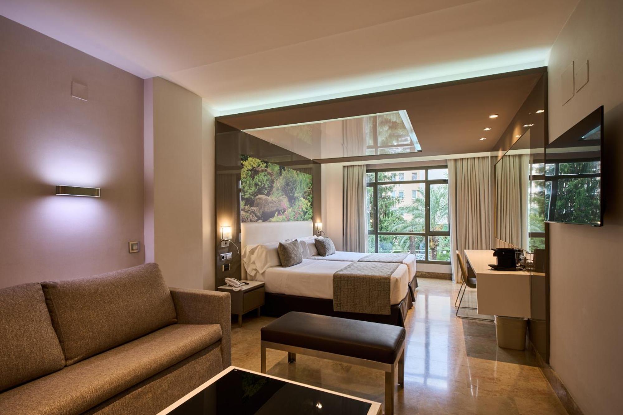 Vp Madrono Hotel Madrid Buitenkant foto