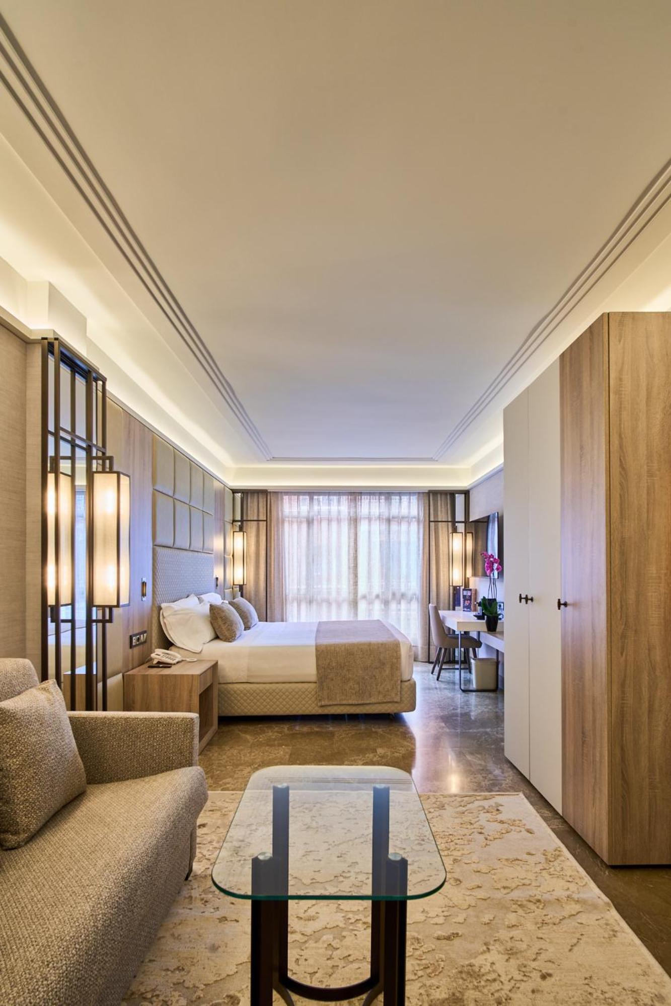 Vp Madrono Hotel Madrid Buitenkant foto